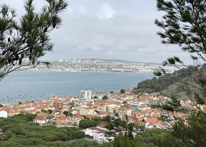 Cecilio's - Onde O Tejo Se Faz Ao Mar